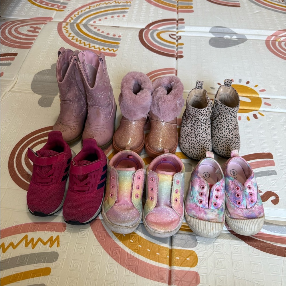 Lot- Girls Size 6- 6 Pairs of shoes